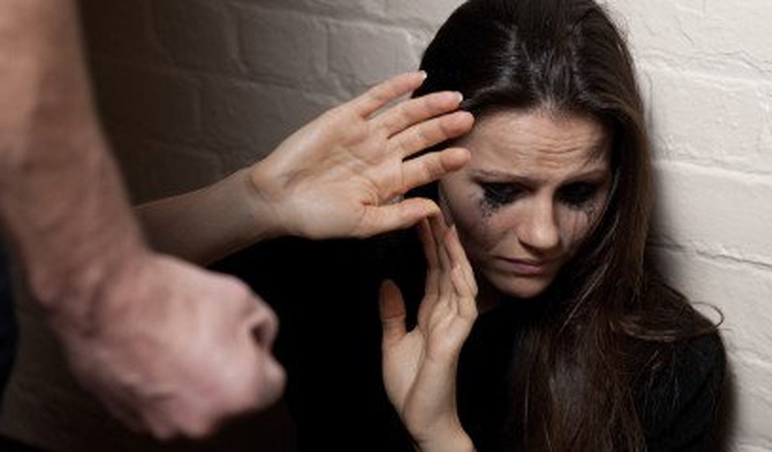 Mulheres são vítimas de violência doméstica em município alagoano