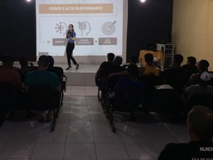 Comissão Técnica e elenco do ASA participam de palestra sobre Alta Performance