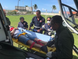 Colisão entre caminhão e moto deixa turista ferido na BR-316, em Satuba