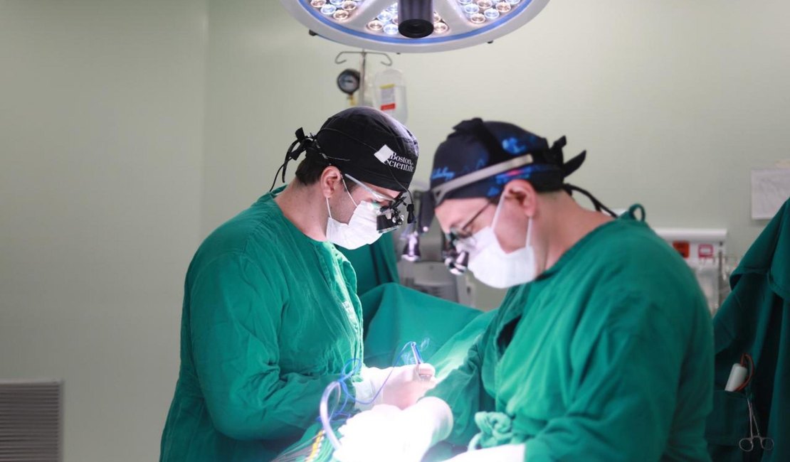 Hospital do Coração Alagoano realiza primeiro implante de válvula mitral por cateter pelo SUS em Alagoas