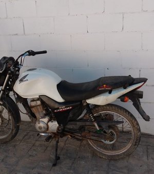 Polícia Civil recupera moto roubada durante assalto em São Miguel dos Milagres