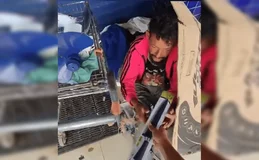 Jovem viraliza ao distribuir facas a moradores de rua e é investigado