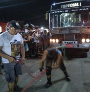 Mulher consegue mover ônibus de 13 toneladas em Arapiraca