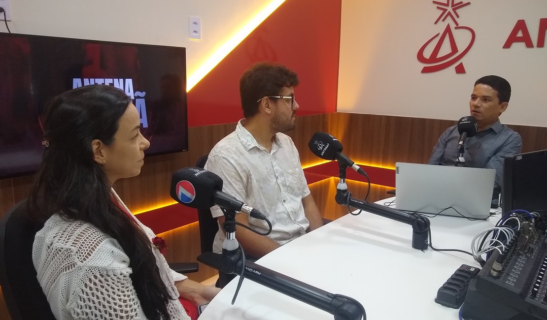 Atores falam sobre o espetáculo Conchambranças de Quaderna