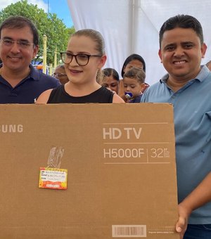 São João Comércio Premiado abre programação dos 79 anos de Junqueiro e impulsiona vendas no comércio local