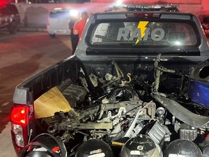 Polícia apreende peças de motos roubadas e maconha em desmanche no Clima Bom