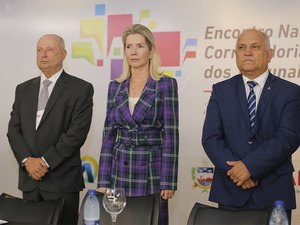 ?Otávio Praxedes reconhece bom trabalho de Rosa Albuquerque no TCE