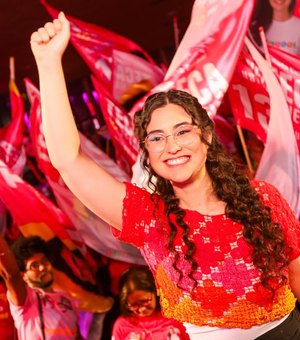 Teca Nelma apresenta 13 compromissos para Alagoas em lançamento de campanha