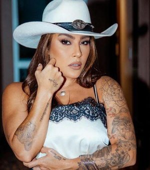 Lauana Prado anuncia gravidez no palco uma semana após término com Tati Dias