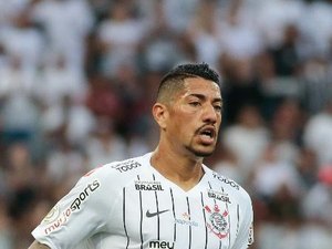 Carro com Ralf, do Corinthians, se envolve em acidente de trânsito em São Paulo