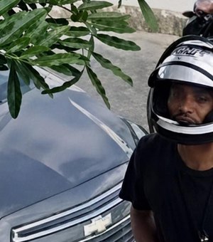 Dupla em motocicleta assalta mulher e rouba celular no Eldorado, em Arapiraca