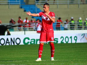 CRB encara o Bahia em Salvador por vaga na Copa do Brasil