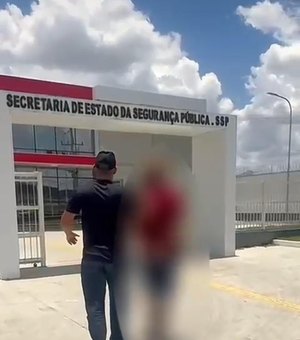 [Vídeo] Polícia prende acusado de matar homem com pauladas na cabeça no Sertão de Alagoas