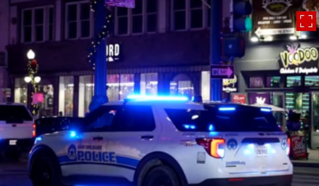 Veículo atropela multidão e deixa pelo menos 10 mortos em Nova Orleans
