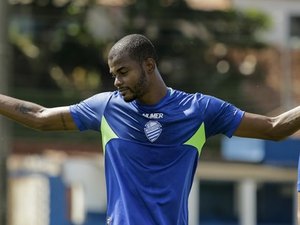 Michel renova com o CSA e zagueiro Jorge Felipe vai embora