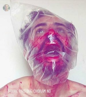Filho de Bolsonaro divulga foto com simulação de tortura em rede social