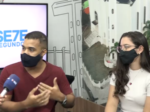 [Vídeo] Casal de Arapiraca viaja pelo mundo dois anos depois de vender flau em porta de escola