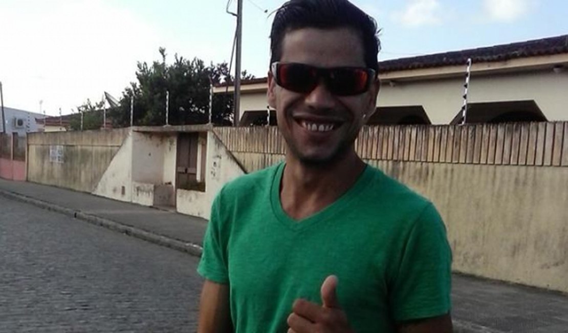 Família de artista plástico morto durante confronto não acredita na versão policial