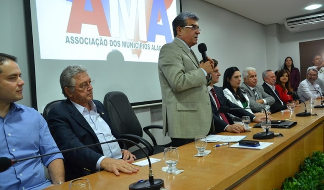 Crise financeira: prefeitos participam de reunião para discutir medidas