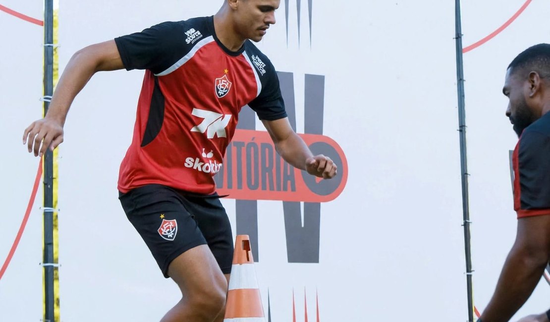 Vitória apresenta ex-atacante do ASA, Alex Bruno, para jogar a Série A
