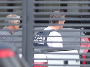 Moraes proíbe drones perto da casa de Bolsonaro e dá ordem para a PM