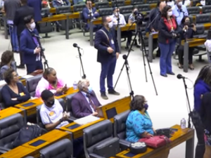 [Vídeo] Participantes de sessão solene reforçam luta pelo fim dos manicômios