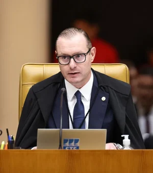 Decisão de Zanin constrange TSE, e ministros descartam 3º turno