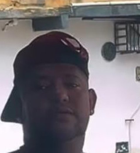 Homem é morto a tiros em calçada no bairro da Jatiúca, em Maceió