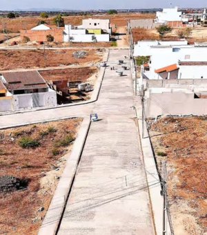 Pavimentação avança no Loteamento Terra do Leite e leva mais qualidade de vida à população