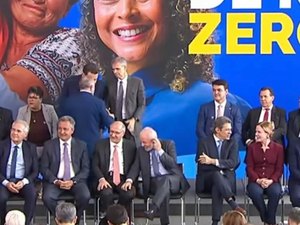 Lula junta Arthur Lira e Renan Calheiros no mesmo palanque em sanção do Imposto de Renda