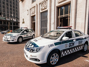 Prefeitura de São Paulo põe mil GCMs nas escolas e apreende 4 armas brancas em uma semana