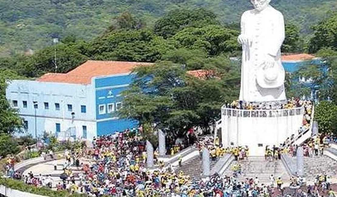 Major Izidoro realiza romaria de fé rumo a Juazeiro do Norte