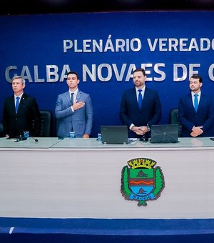 Caio Bebeto e Neto Andrade tomam posse como vereadores na Câmara de Maceió