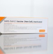 Governo de AL assina protocolo de intenções para aquisição da vacina Coronavac
