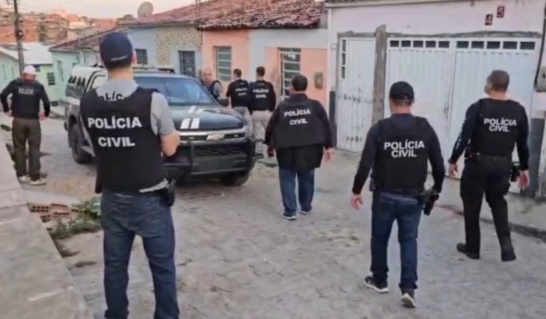 Polícia deflagra Operação Folhas Secas e cumpre mandado contra organização criminosa em Santana Ipanema