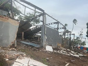 Polícia Civil investiga morte de idoso após desabamento de galpão da ALE no Jaraguá