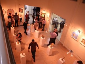 Aberta, exposição de Ismael Pereira revela arte multicultural