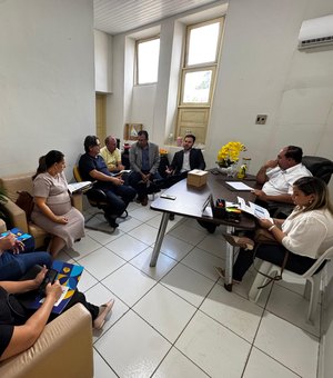 Junqueiro avança na educação: parceria histórica garante até 90% de desconto em cursos de Universidade