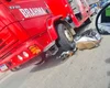 Motociclista vai parar debaixo de caminhão após acidente em Penedo