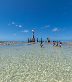 Relatório do IMA indica 28 áreas do litoral de Alagoas impróprias para banho