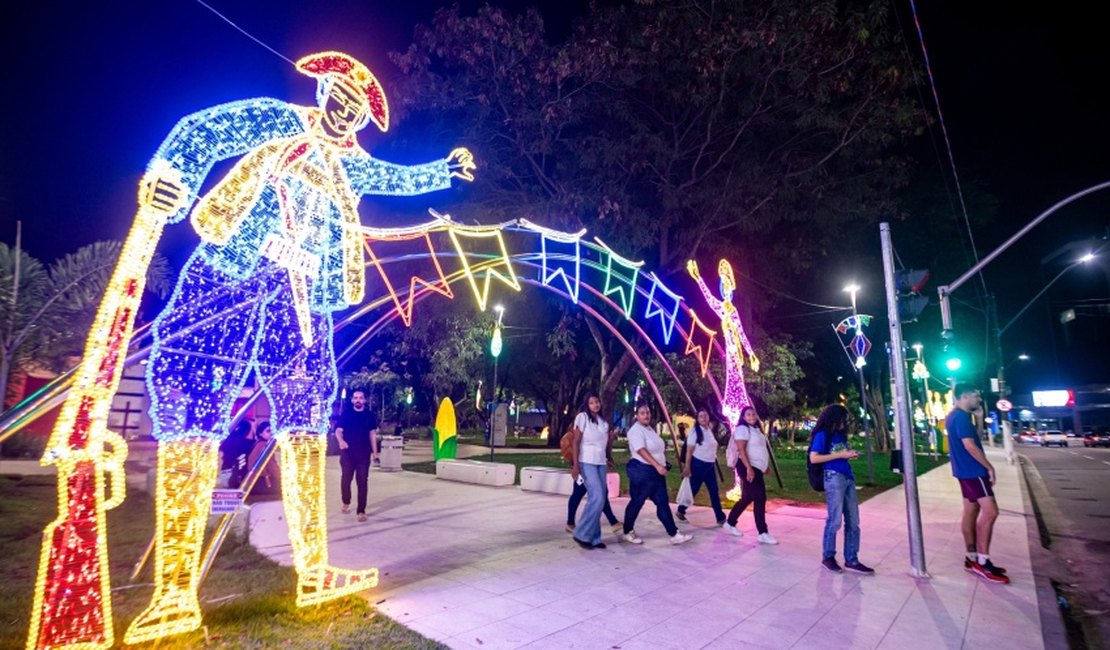 Maceió ganha Vila de São João no Parque Centenário com cenários temáticos e atrações para visitantes
