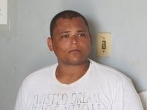 Alagoano acusado de homicídio é preso por roubo a loja em Aracaju