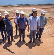 Governador em exercício Fábio Bittencourt visita obras do aeroporto de Maragogi