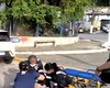 Colisão entre carro e moto deixa jovem ferido na ‘Bomba da Marieta’ em Maceió