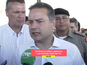 “Mordaça” em governador é retirada por deputados