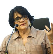 Damares desafia Bolsonaro, ministros e pastores a ficarem 24h sem celular