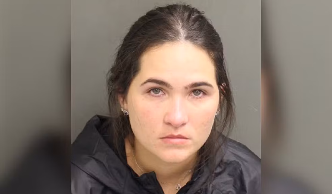 Mulher de Henrique, da dupla com Juliano, é presa em Orlando, nos EUA