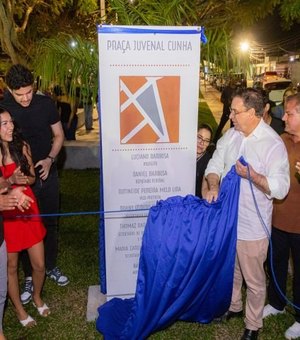 Rodrigo Cunha participa da inauguração da Praça Juvenal Cunha, em Arapiraca