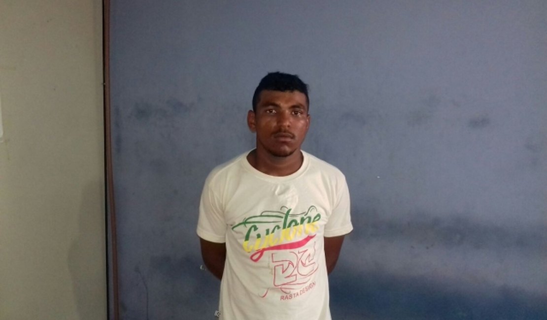 Homem é detido após furtar celular em Arapiraca