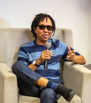 Djavan revela que recebeu convite para ser ministro da Cultura durante governo Bolsonaro